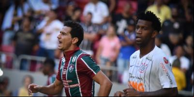 Fluminense bate o Corinthians e deixa a zona de rebaixamento