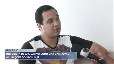 Motorista por aplicativo é uma das novas ocupações da última década