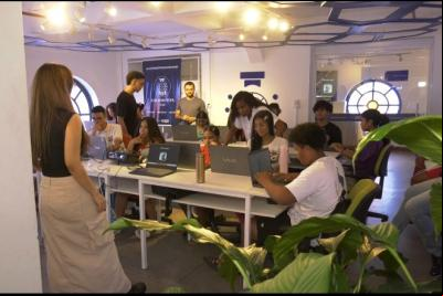 Oficina gratuita apresenta ferramentas de inteligência artificial para alunos do ensino médio